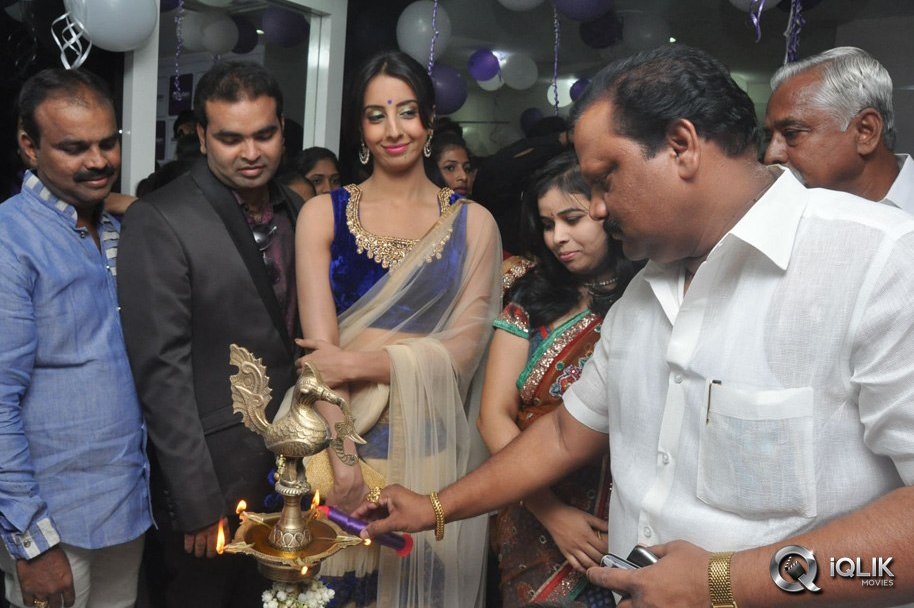Sanjjanaa-Launches-Naturals-Family-Salon-and-Spa
